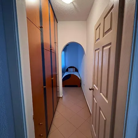 Xhoxhi Apartment *